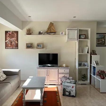 Daire Apartamento Vacacional Poio-rias Baixas